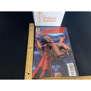 Daredevil Knights Marvel Comic Book #28 December Quesada Smith Palmiotti‎
